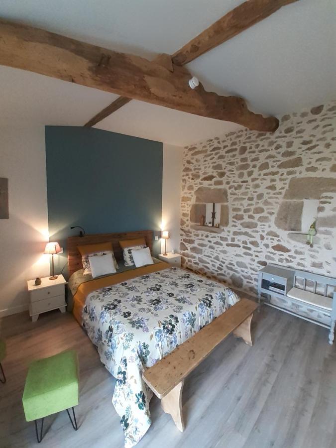 Les Chambres Du Couraud Saint-Aubin-des-Ormeaux Esterno foto