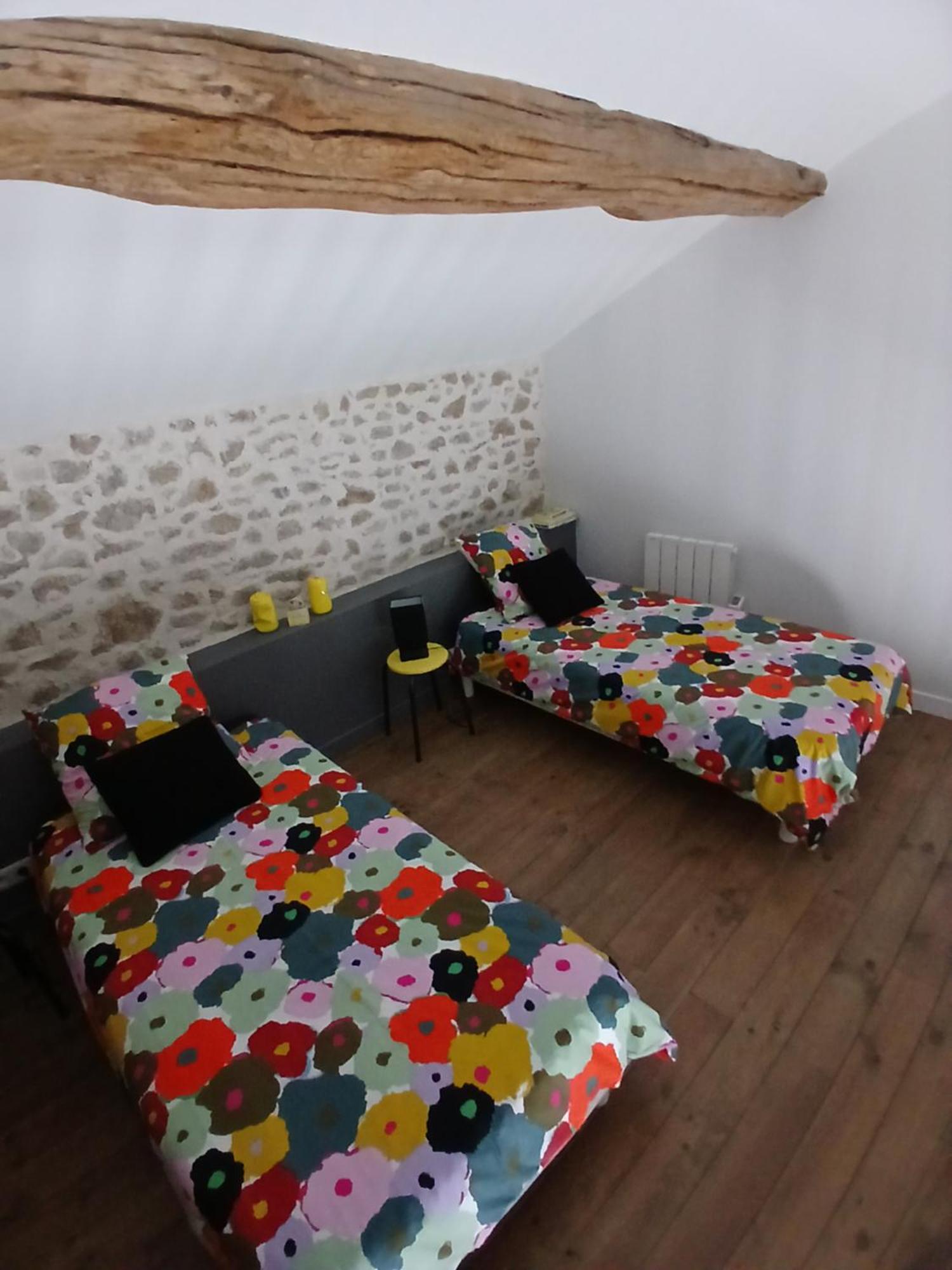 Les Chambres Du Couraud Saint-Aubin-des-Ormeaux Esterno foto