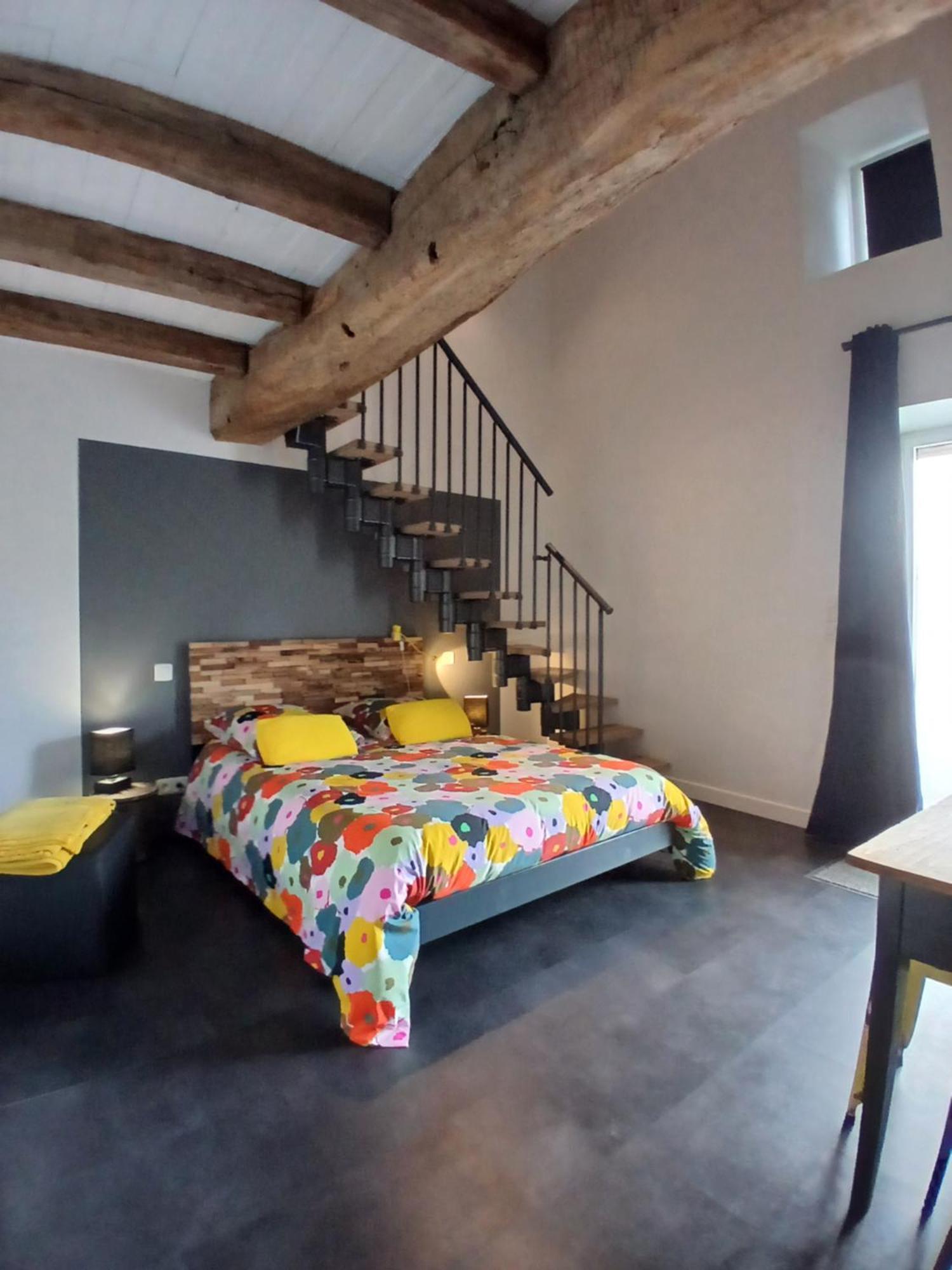 Les Chambres Du Couraud Saint-Aubin-des-Ormeaux Esterno foto